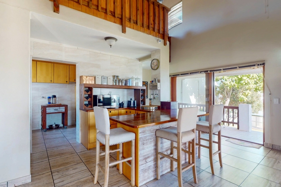 5 Bedroom Property for Sale in Long Acres Country Estate Western Cape